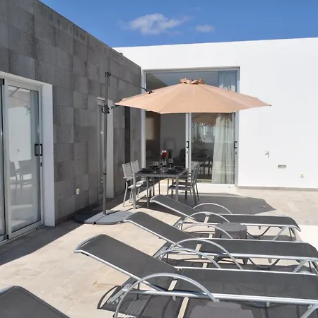 Cástor Villa Playa Blanca