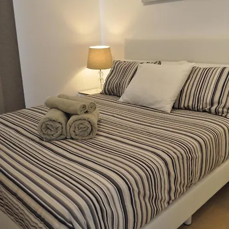 Cástor Villa Playa Blanca